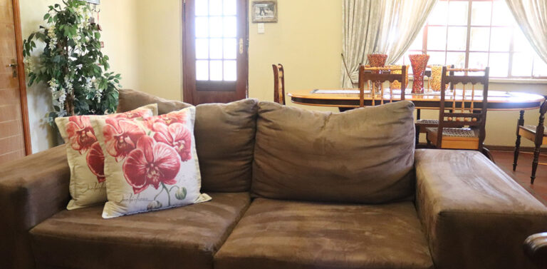Cottage1 1 768x377