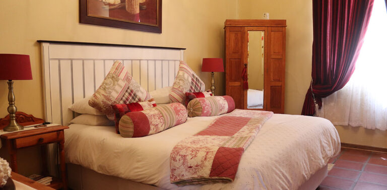 Cottage1 2 768x377